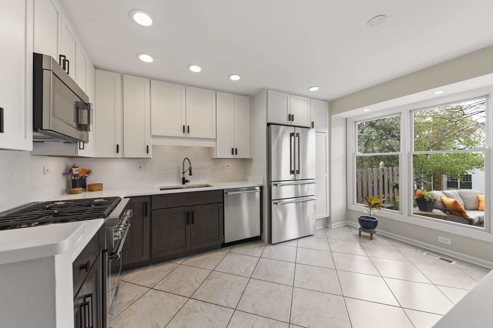 1921 Wexford Circle Wheaton IL 60189