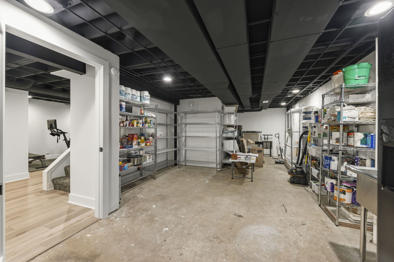 1921 Wexford Circle Wheaton IL 60189