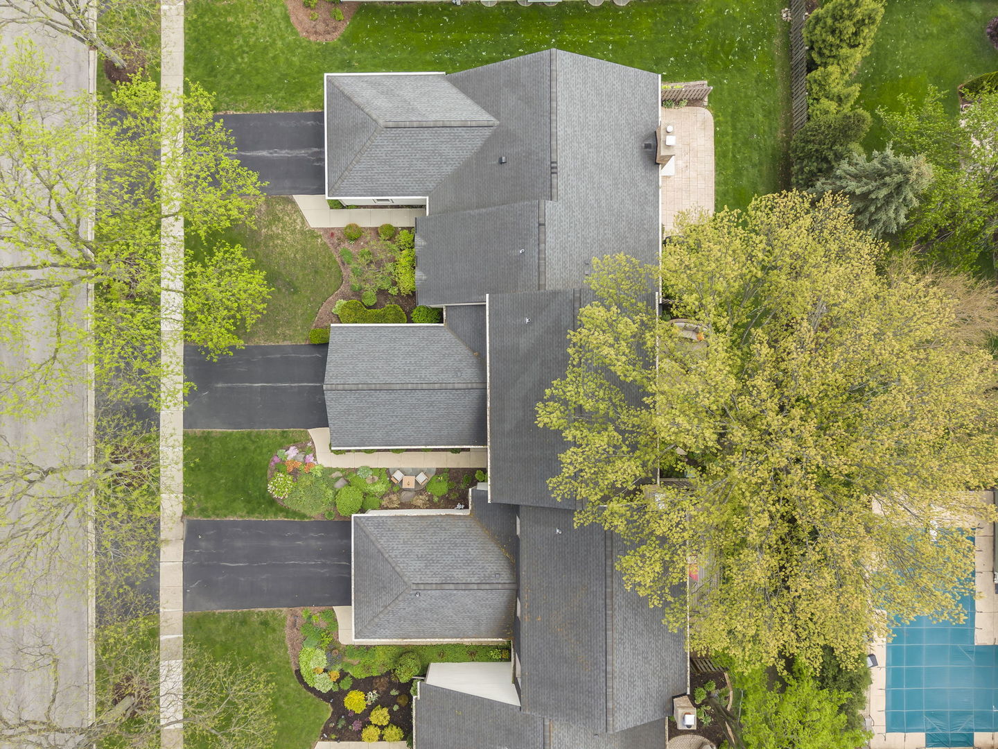 1921 Wexford Circle Wheaton IL 60189