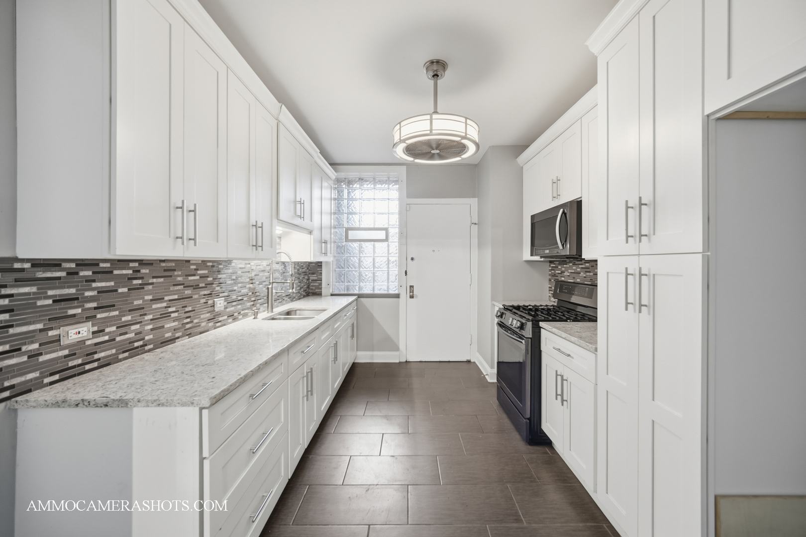 6807 South Paxton Avenue Chicago IL 60649