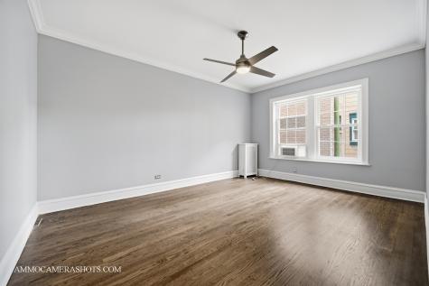 6807 South Paxton Avenue Chicago IL 60649
