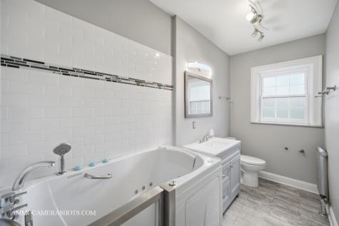 6807 South Paxton Avenue Chicago IL 60649
