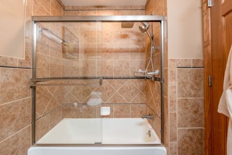 153 Pointe Drive Northbrook IL 60062