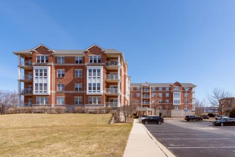 153 Pointe Drive Northbrook IL 60062