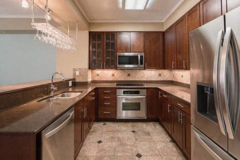 153 Pointe Drive Northbrook IL 60062