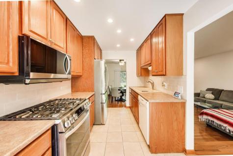 601 Country Lane Des Plaines IL 60016