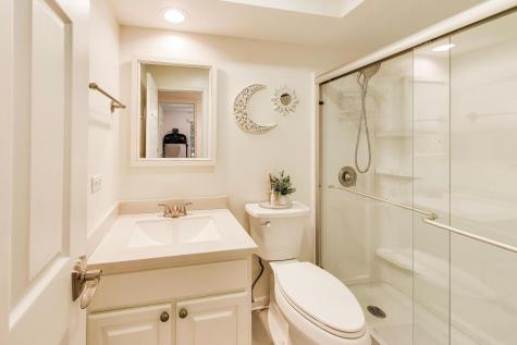 601 Country Lane Des Plaines IL 60016