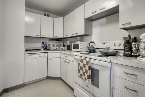 2626 North Lakeview Avenue Chicago IL 60614