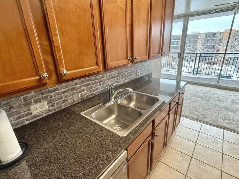 6010 Oakwood Drive Lisle IL 60532