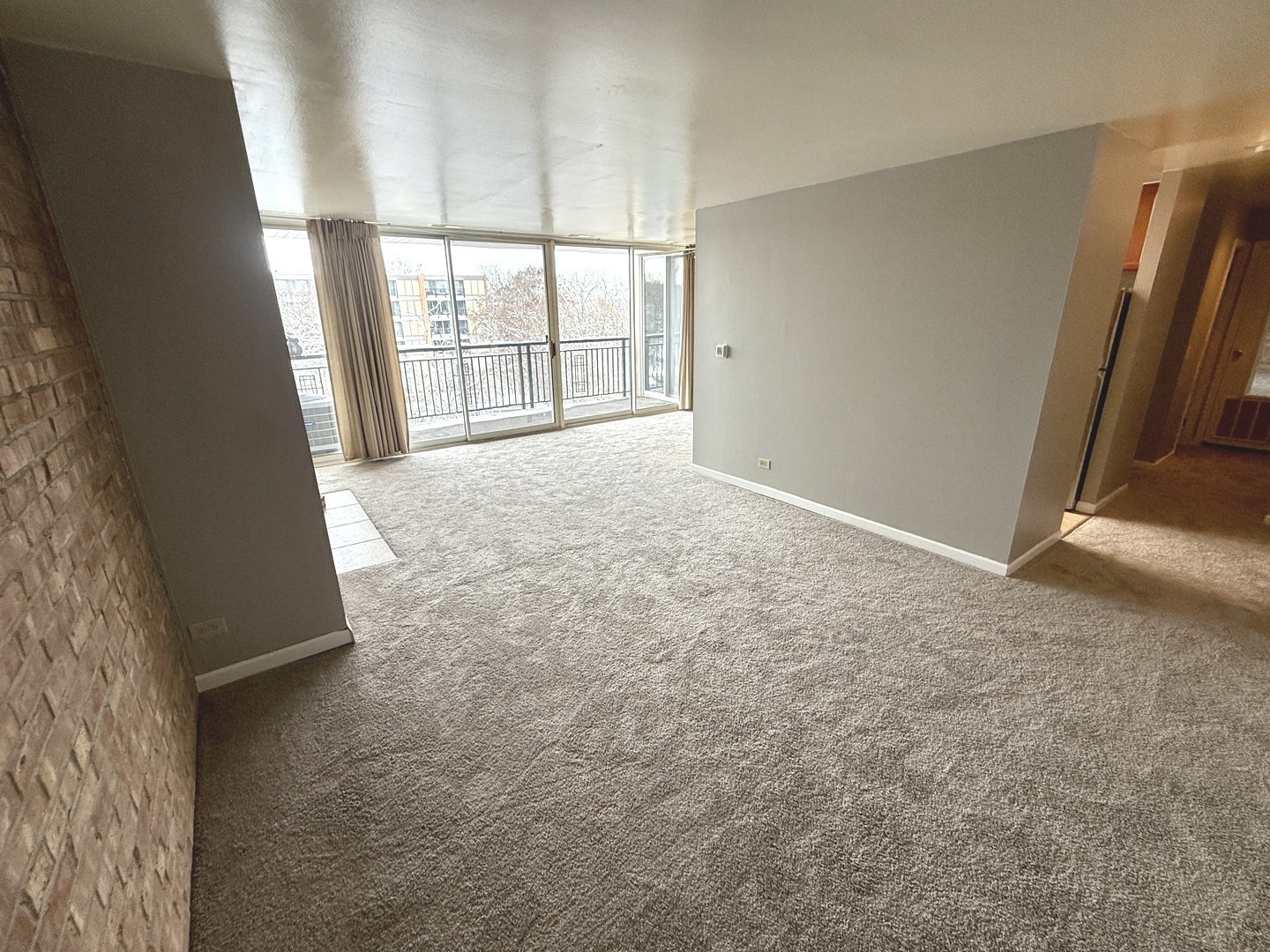 6010 Oakwood Drive Lisle IL 60532