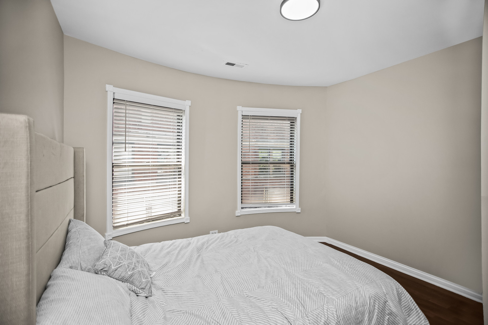 4523.5 South Drexel Boulevard Chicago IL 60653