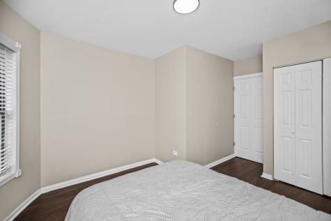 4523.5 South Drexel Boulevard Chicago IL 60653