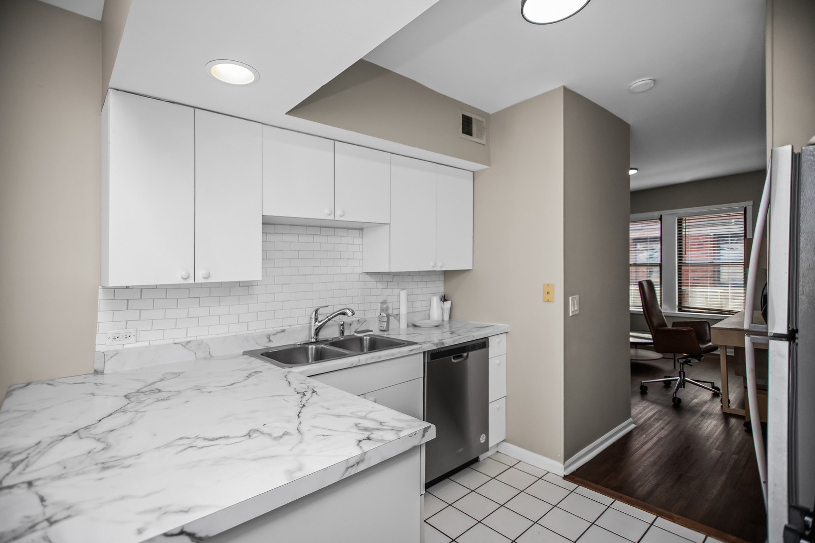 4523.5 South Drexel Boulevard Chicago IL 60653