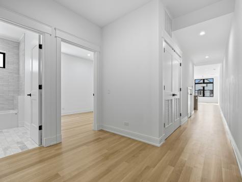 2471 North Clybourn Avenue Chicago IL 60614