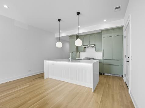 2471 North Clybourn Avenue Chicago IL 60614