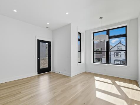 2471 North Clybourn Avenue Chicago IL 60614