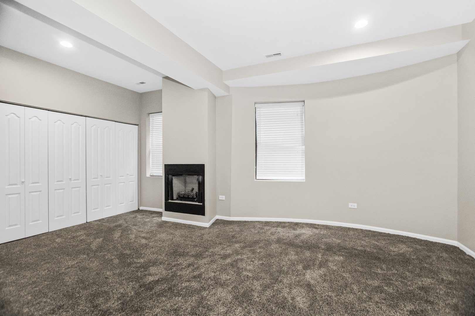 4523.5 South Drexel Boulevard Chicago IL 60653