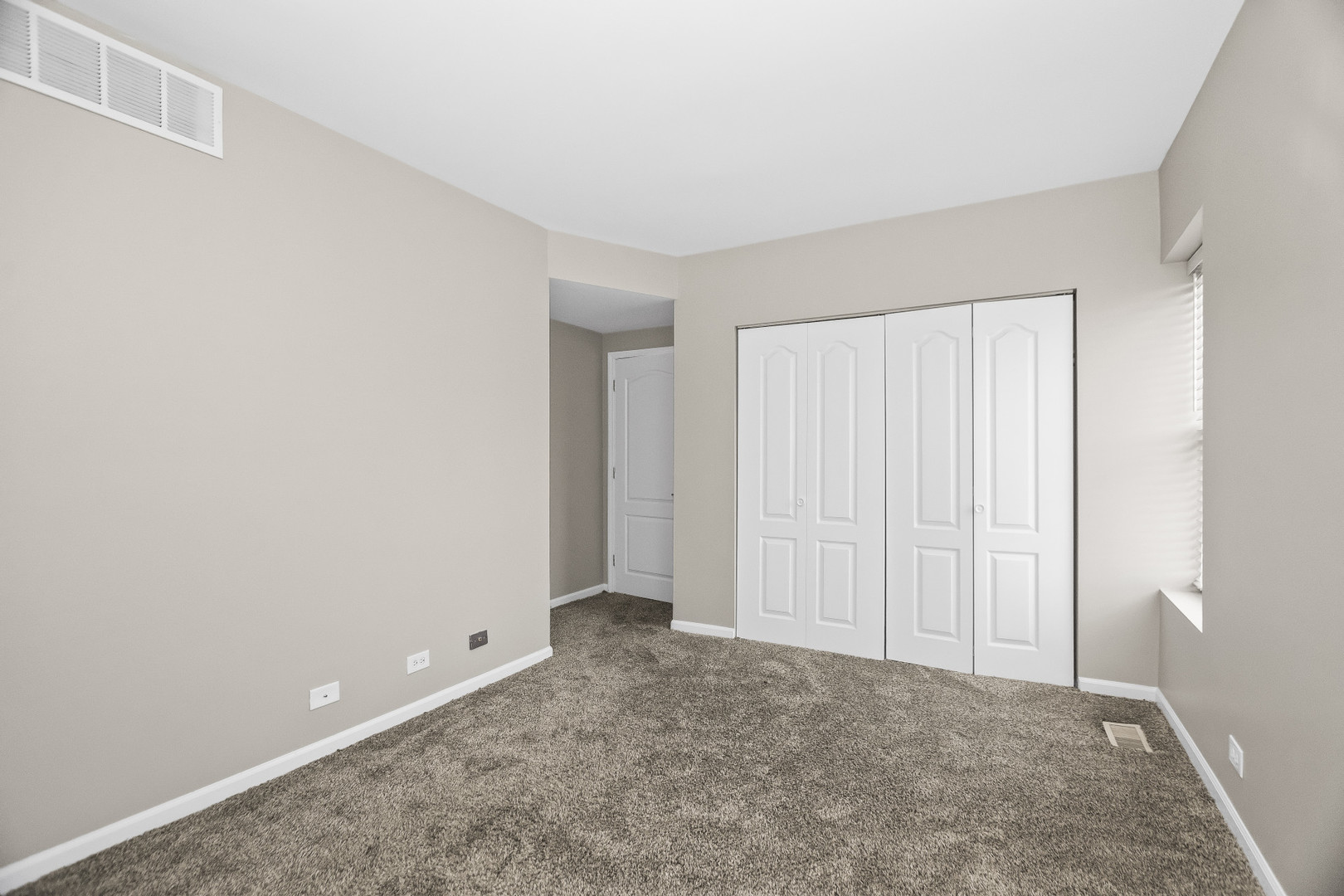 4523.5 South Drexel Boulevard Chicago IL 60653