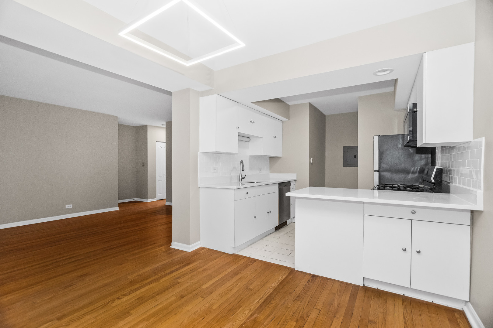 4523.5 South Drexel Boulevard Chicago IL 60653