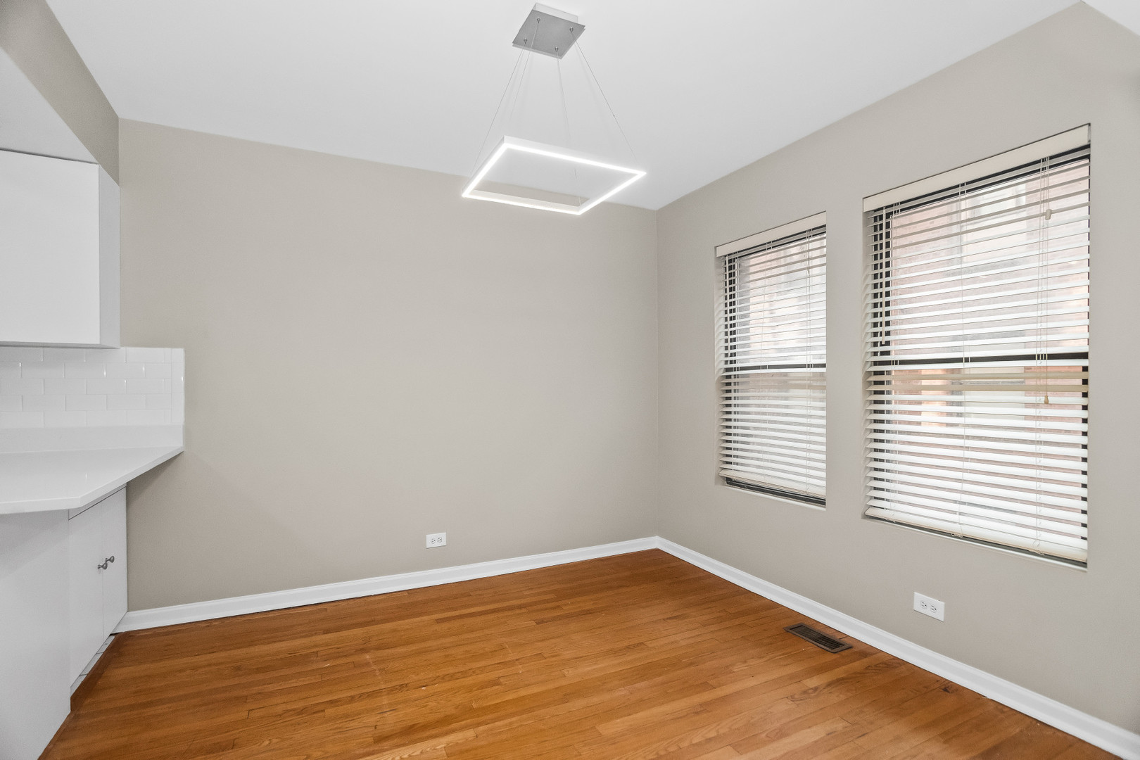 4523.5 South Drexel Boulevard Chicago IL 60653