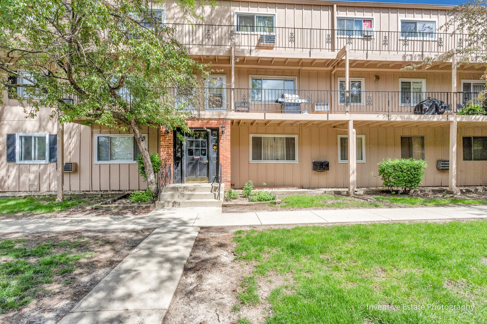 2506 Algonquin Road Rolling Meadows IL 60008