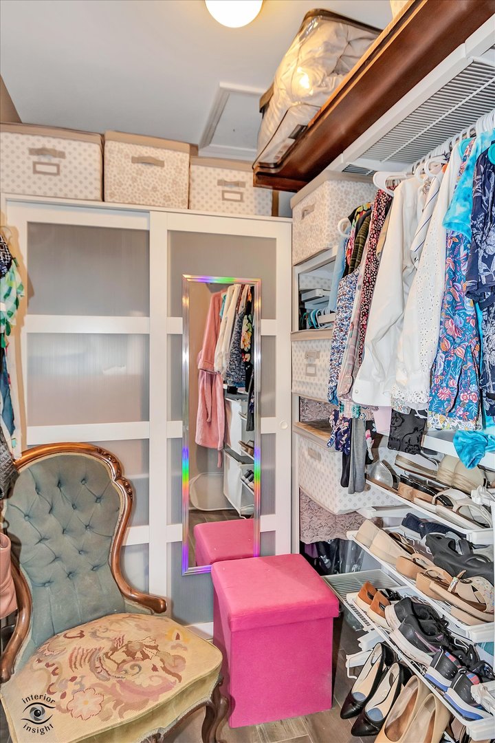 423 Ramblewood Drive Glen Ellyn IL 60137