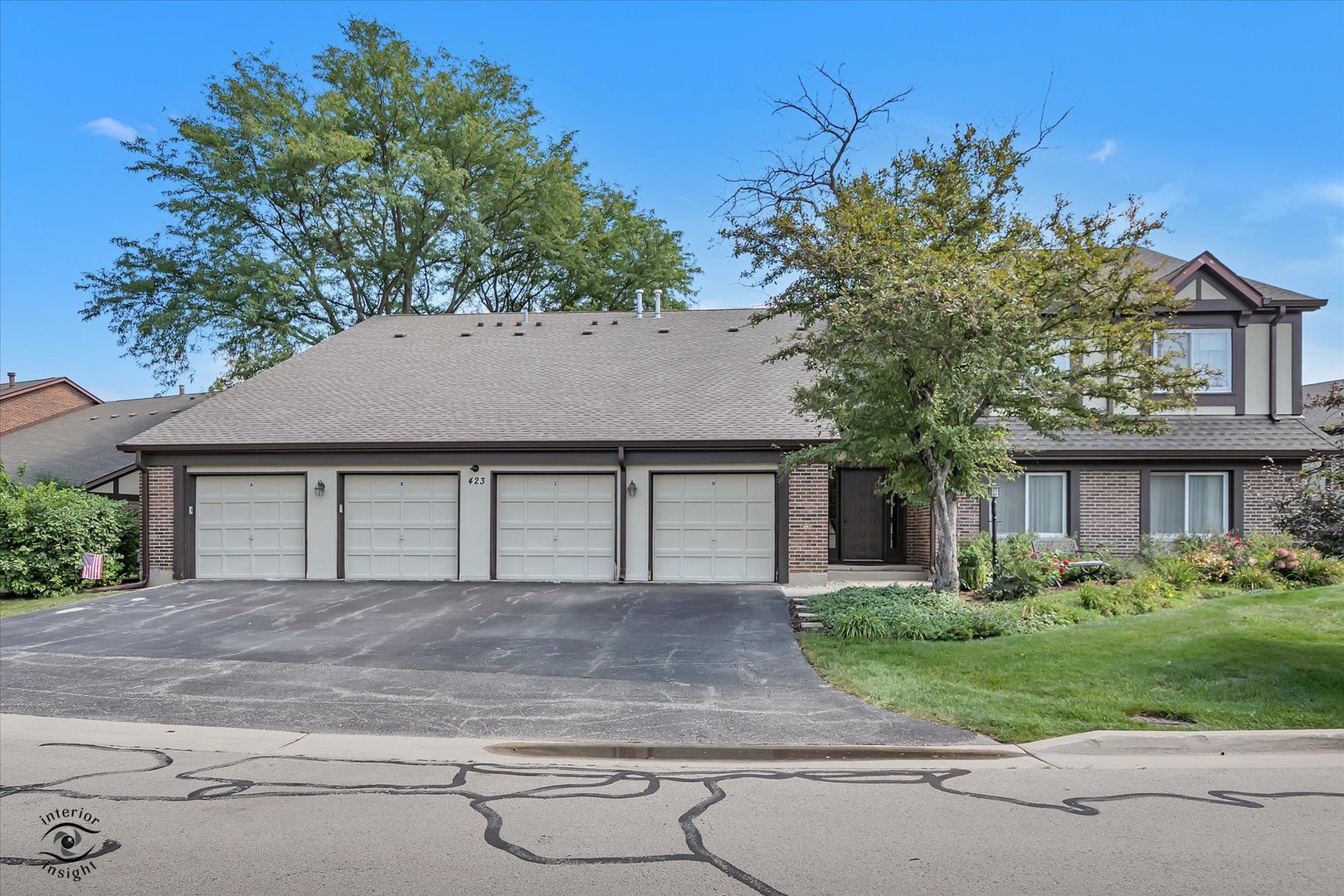 423 Ramblewood Drive Glen Ellyn IL 60137