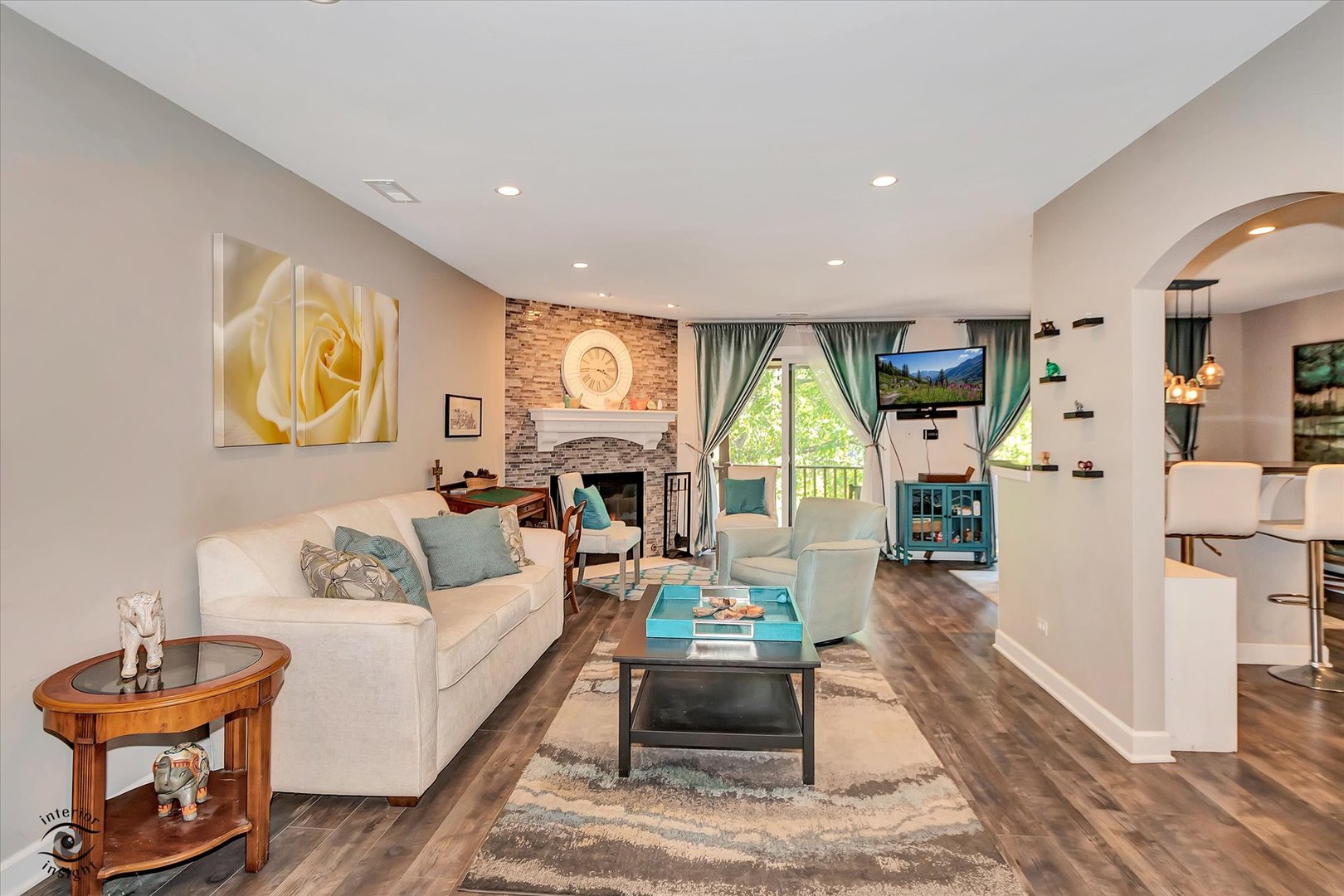 423 Ramblewood Drive Glen Ellyn IL 60137