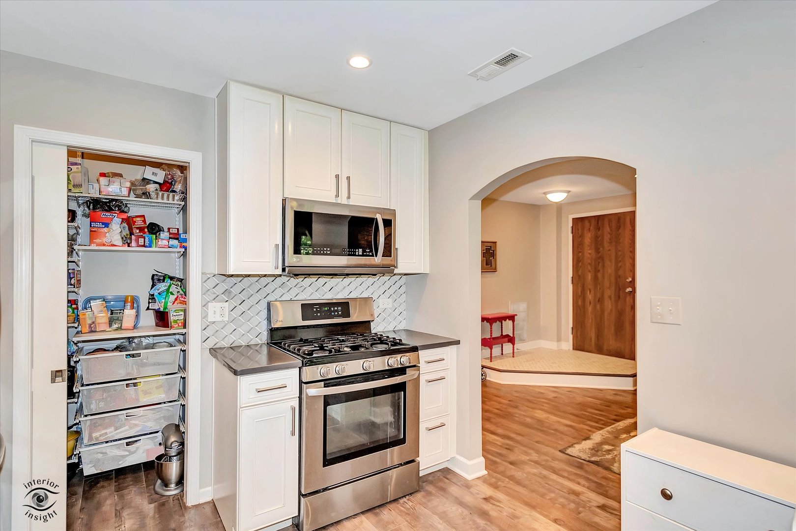 423 Ramblewood Drive Glen Ellyn IL 60137