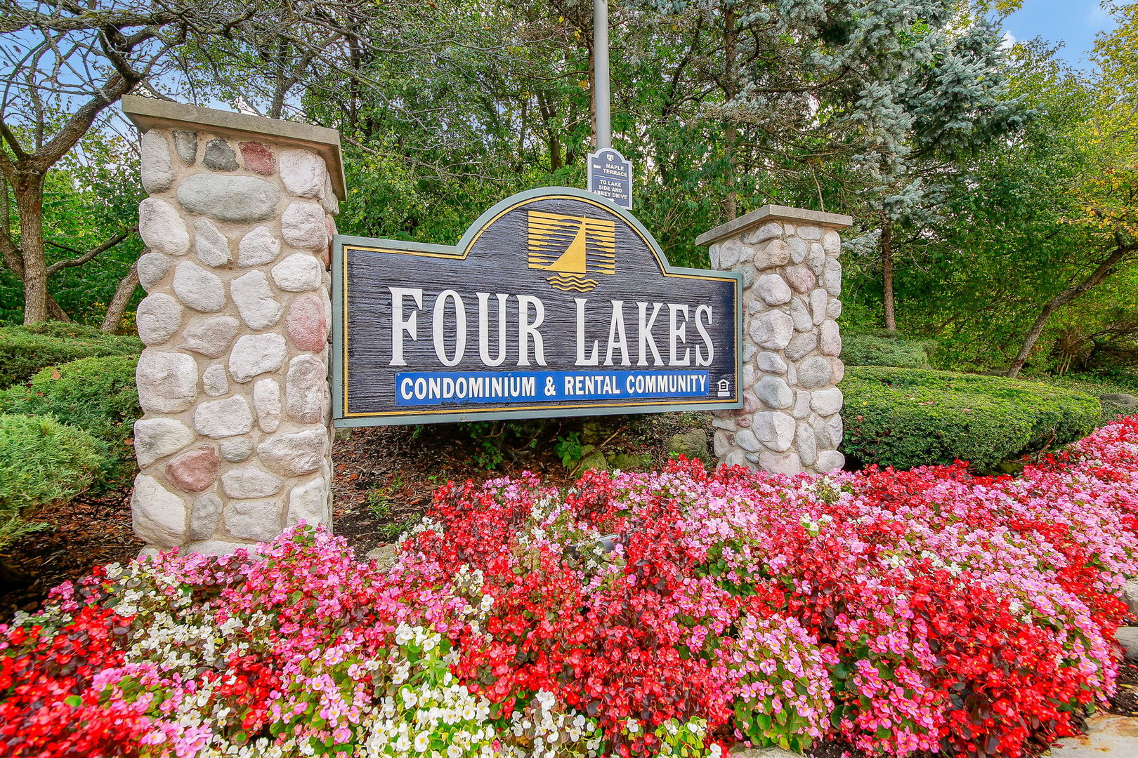 5542 East Lake Drive Lisle IL 60532