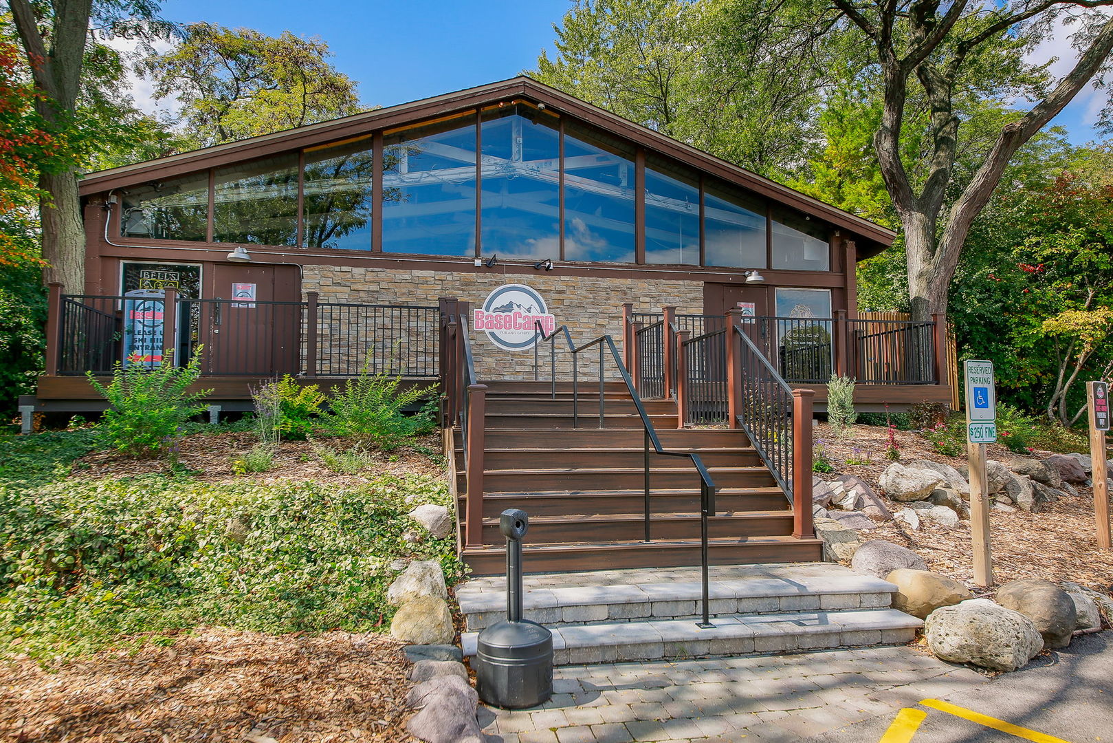 5542 East Lake Drive Lisle IL 60532