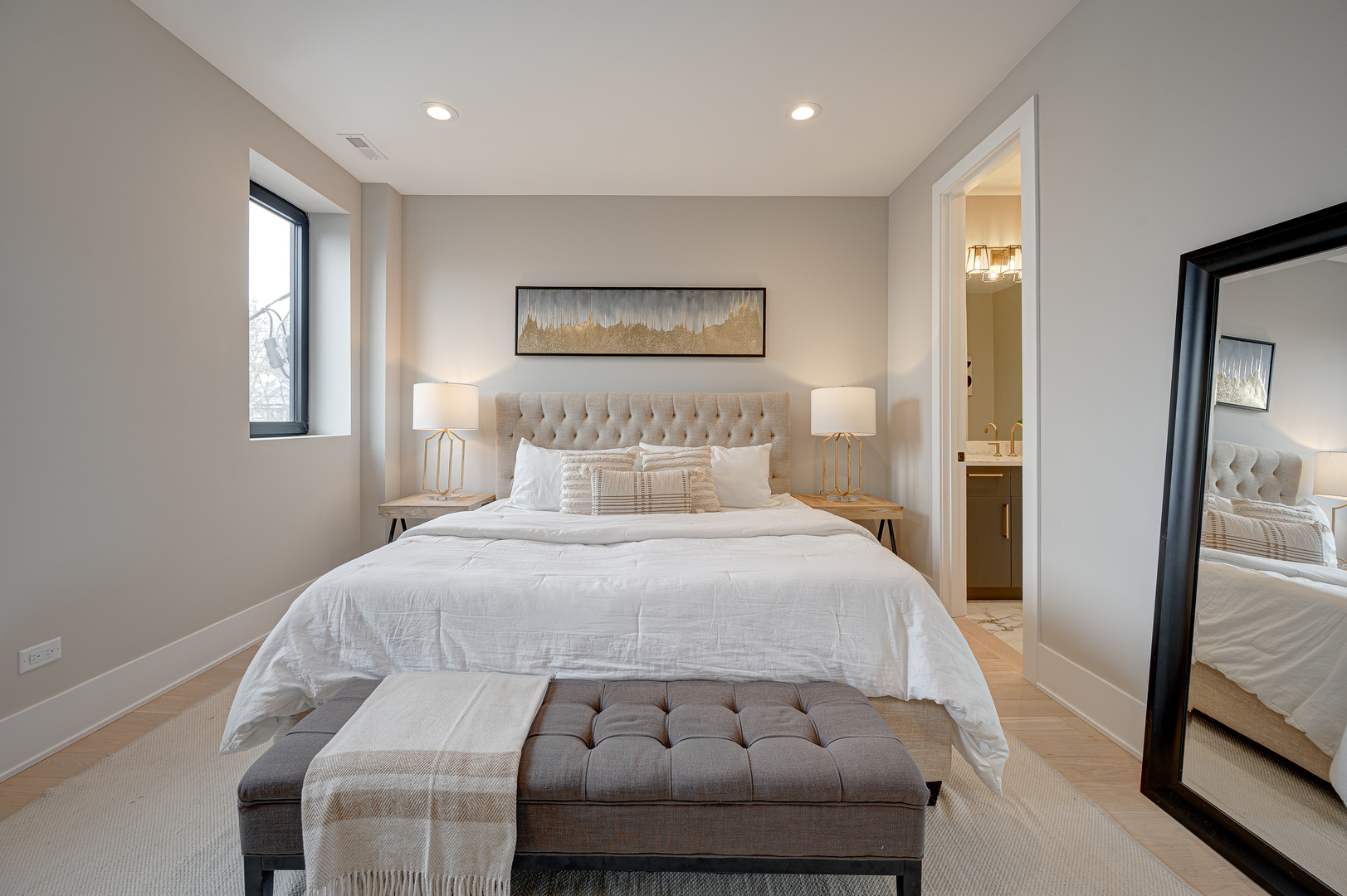 2816 North Southport Avenue Chicago IL 60657
