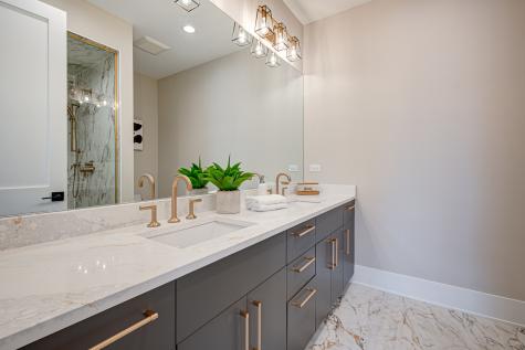 2816 North Southport Avenue Chicago IL 60657