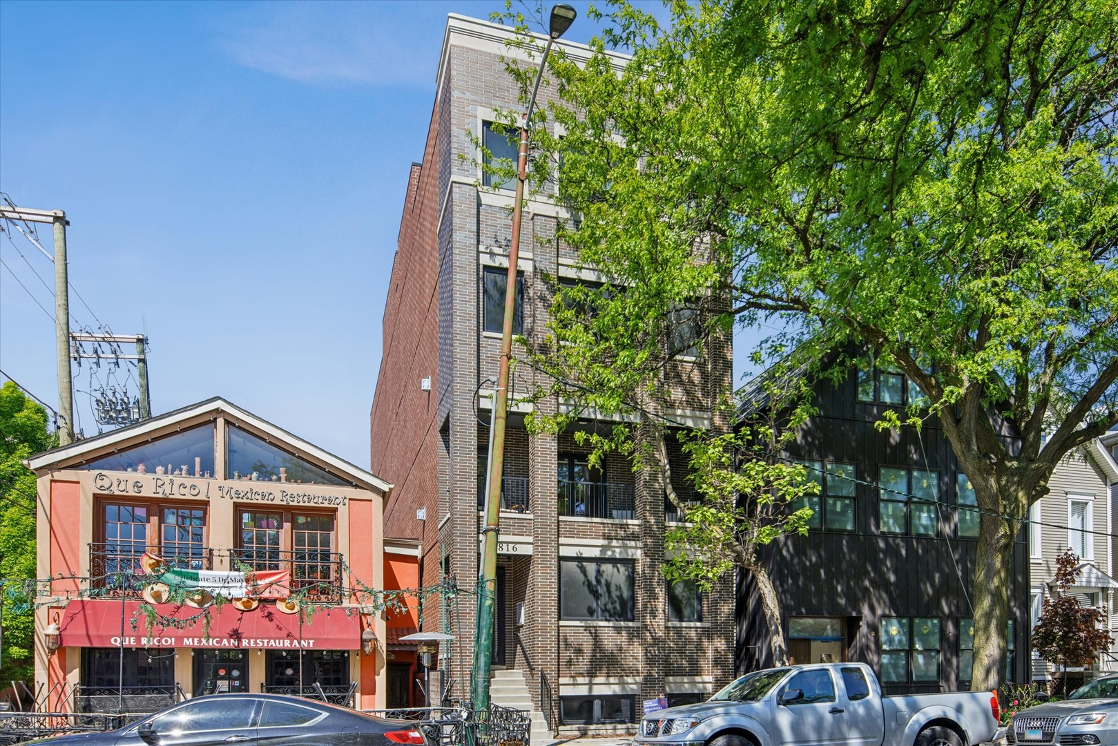 2816 North Southport Avenue Chicago IL 60657