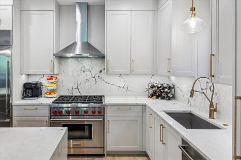 2816 North Southport Avenue Chicago IL 60657