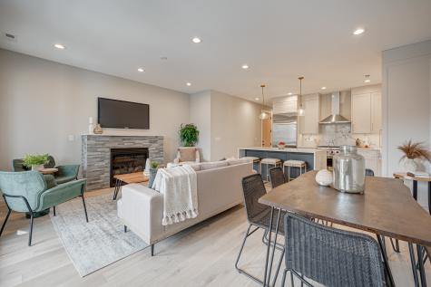 2816 North Southport Avenue Chicago IL 60657
