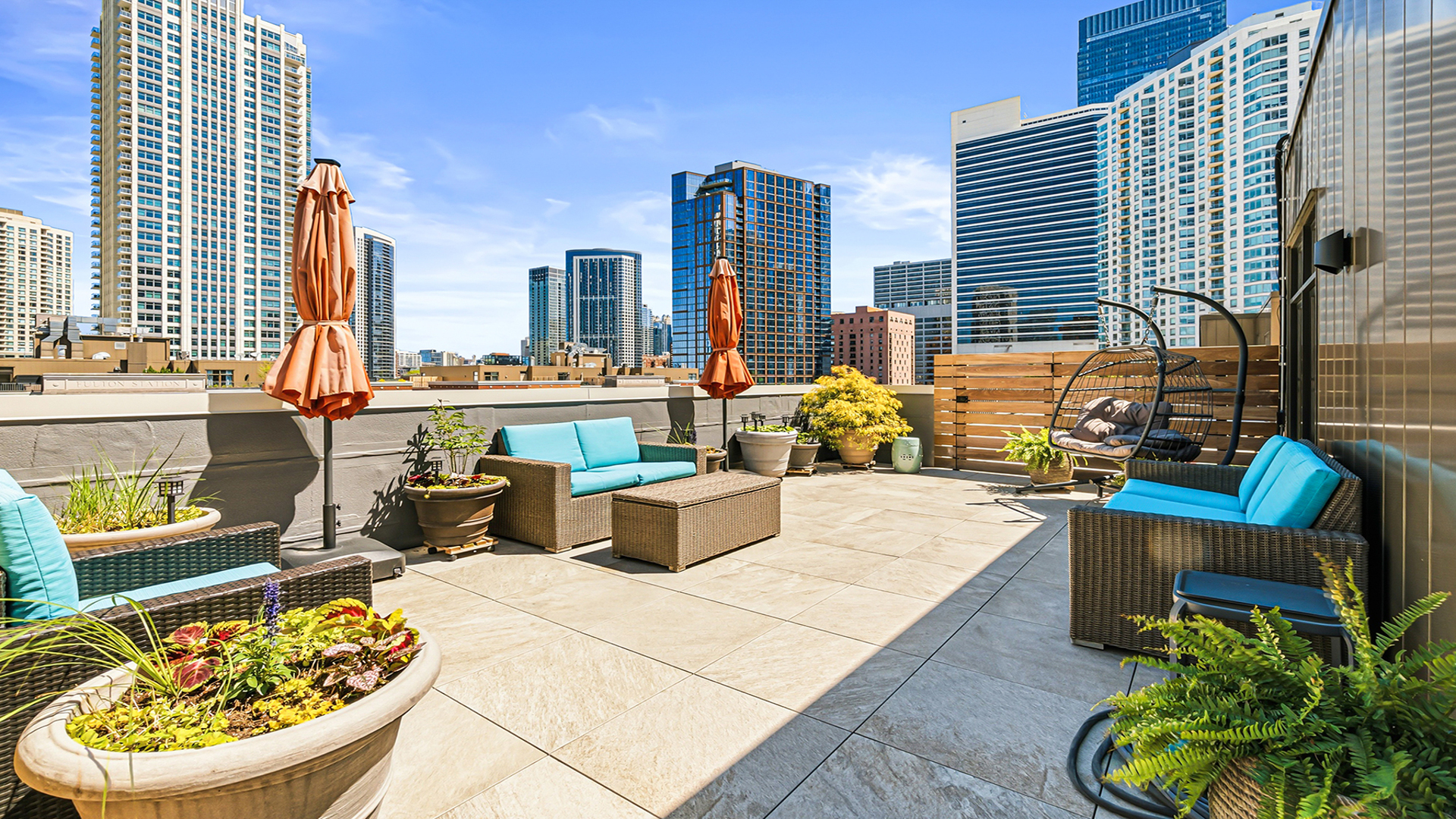 560 West Fulton Street Chicago IL 60661
