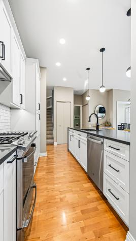560 West Fulton Street Chicago IL 60661