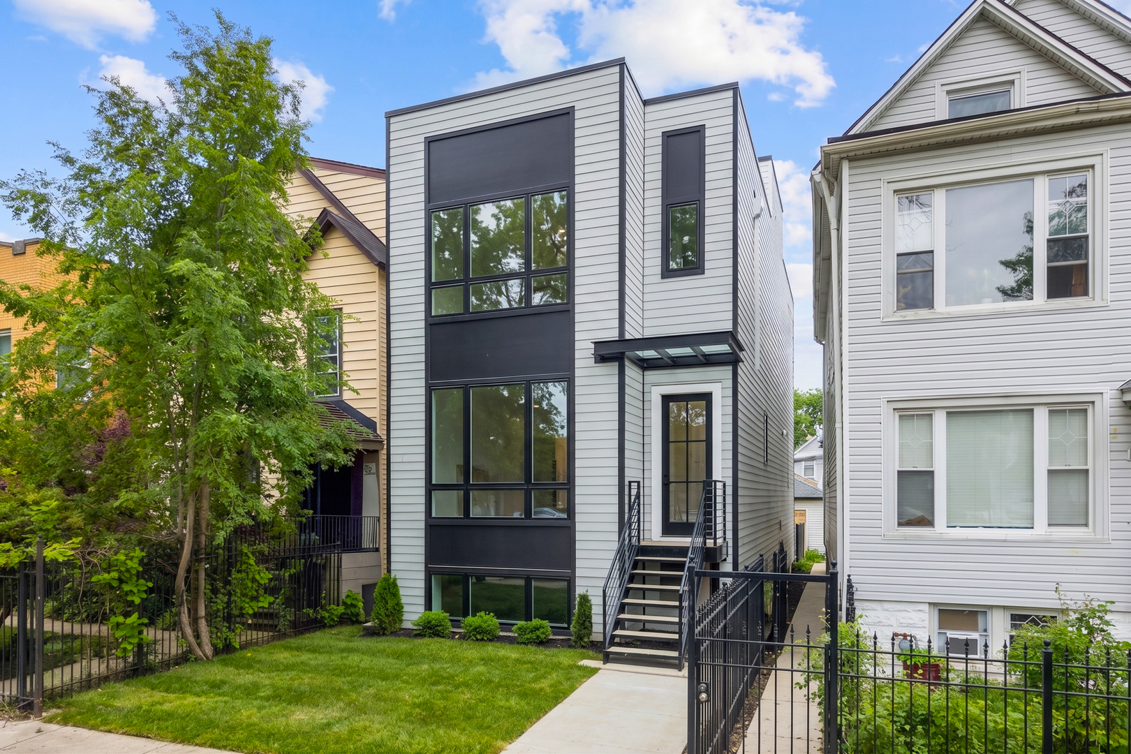 1728 North Sawyer Avenue Chicago IL 60647