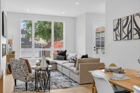 1728 North Sawyer Avenue Chicago IL 60647