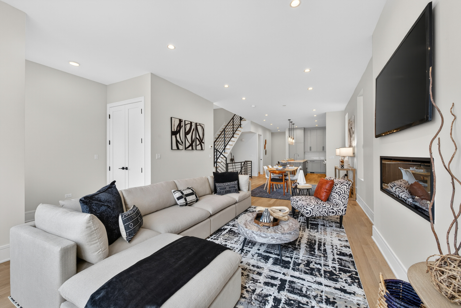 1728 North Sawyer Avenue Chicago IL 60647