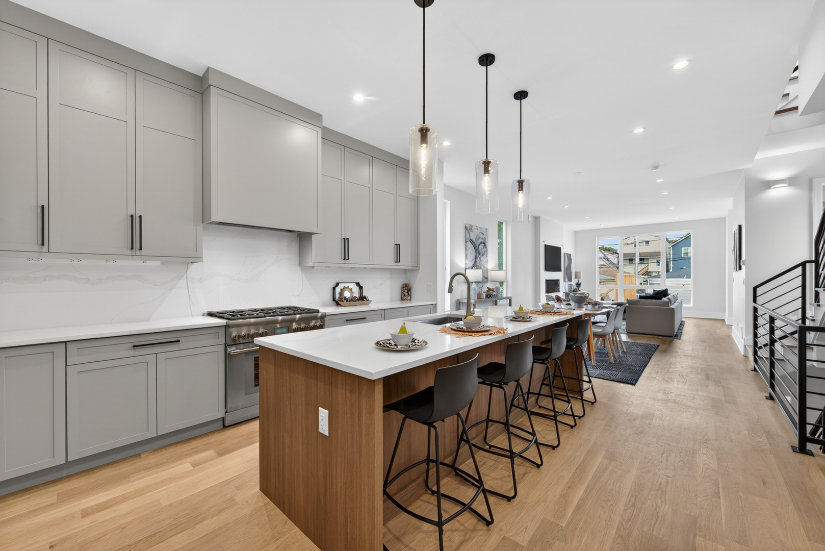 1728 North Sawyer Avenue Chicago IL 60647