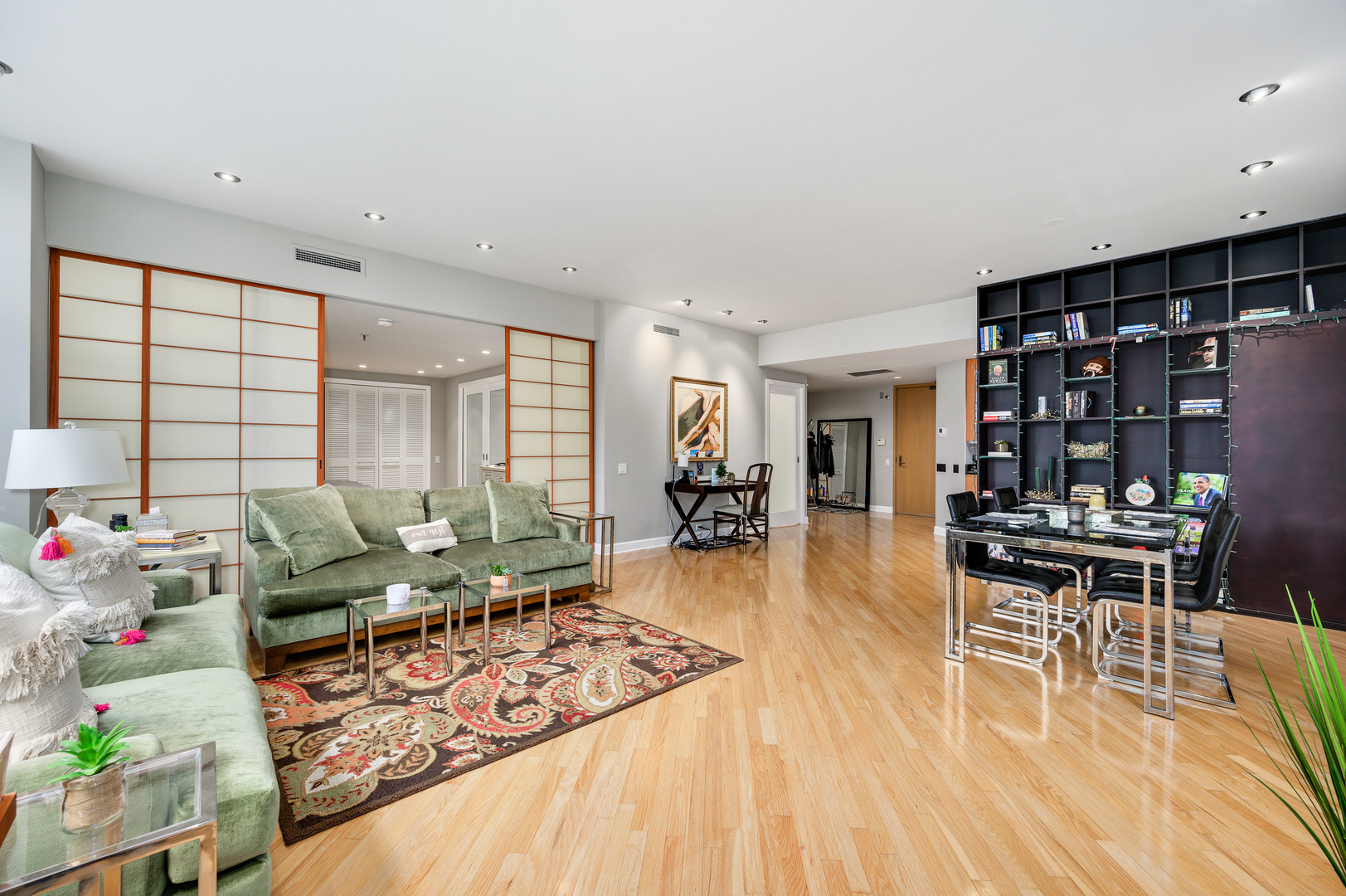 680 North Lake Shore Drive Chicago IL 60611