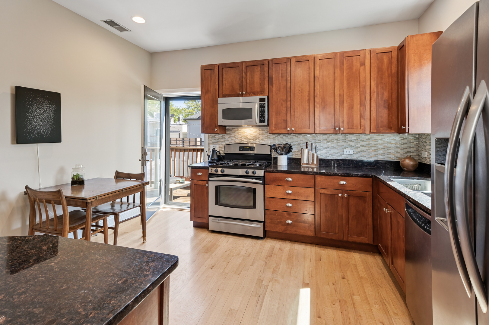 1639 West Winona Street Chicago IL 60640