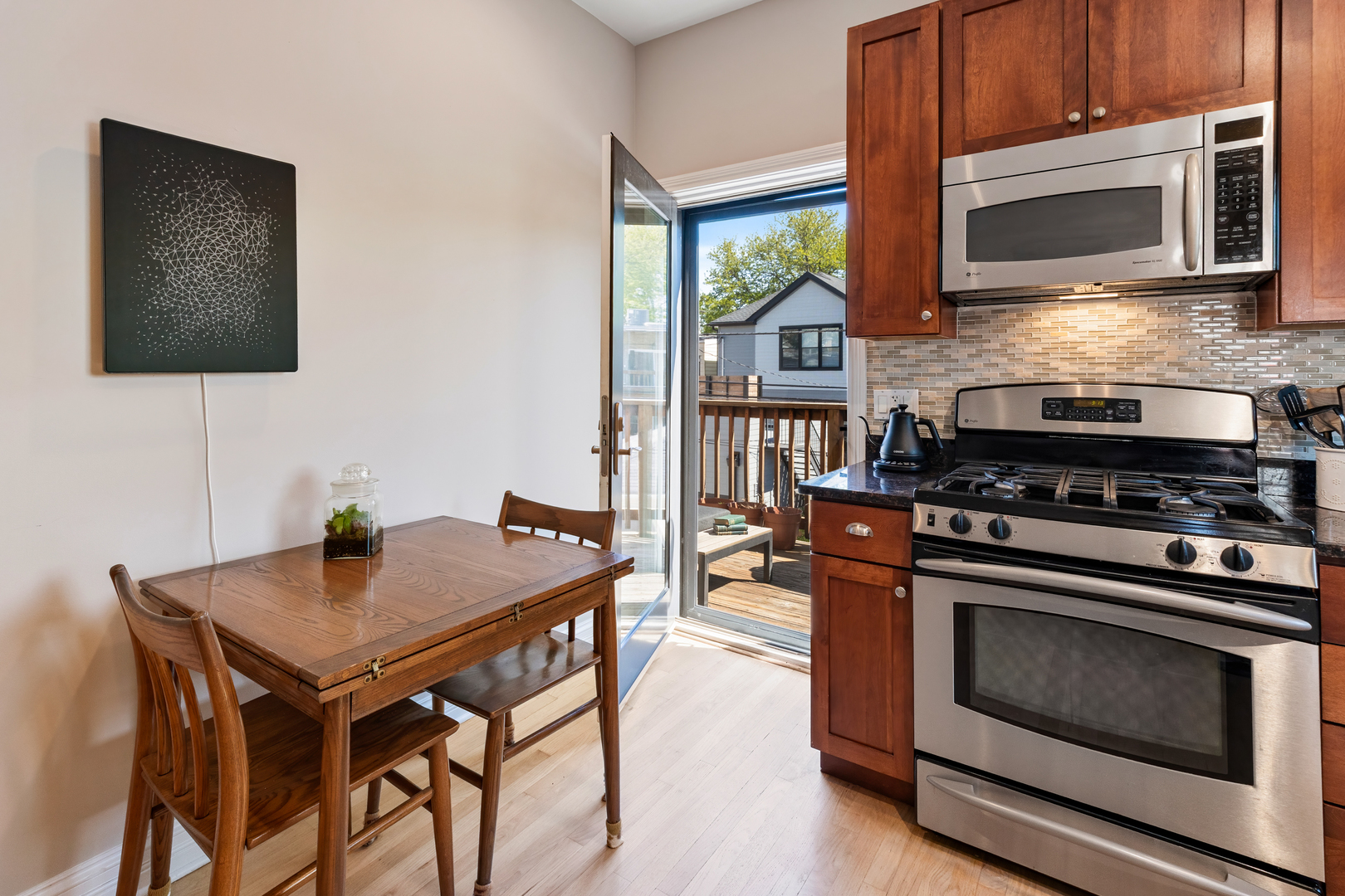 1639 West Winona Street Chicago IL 60640