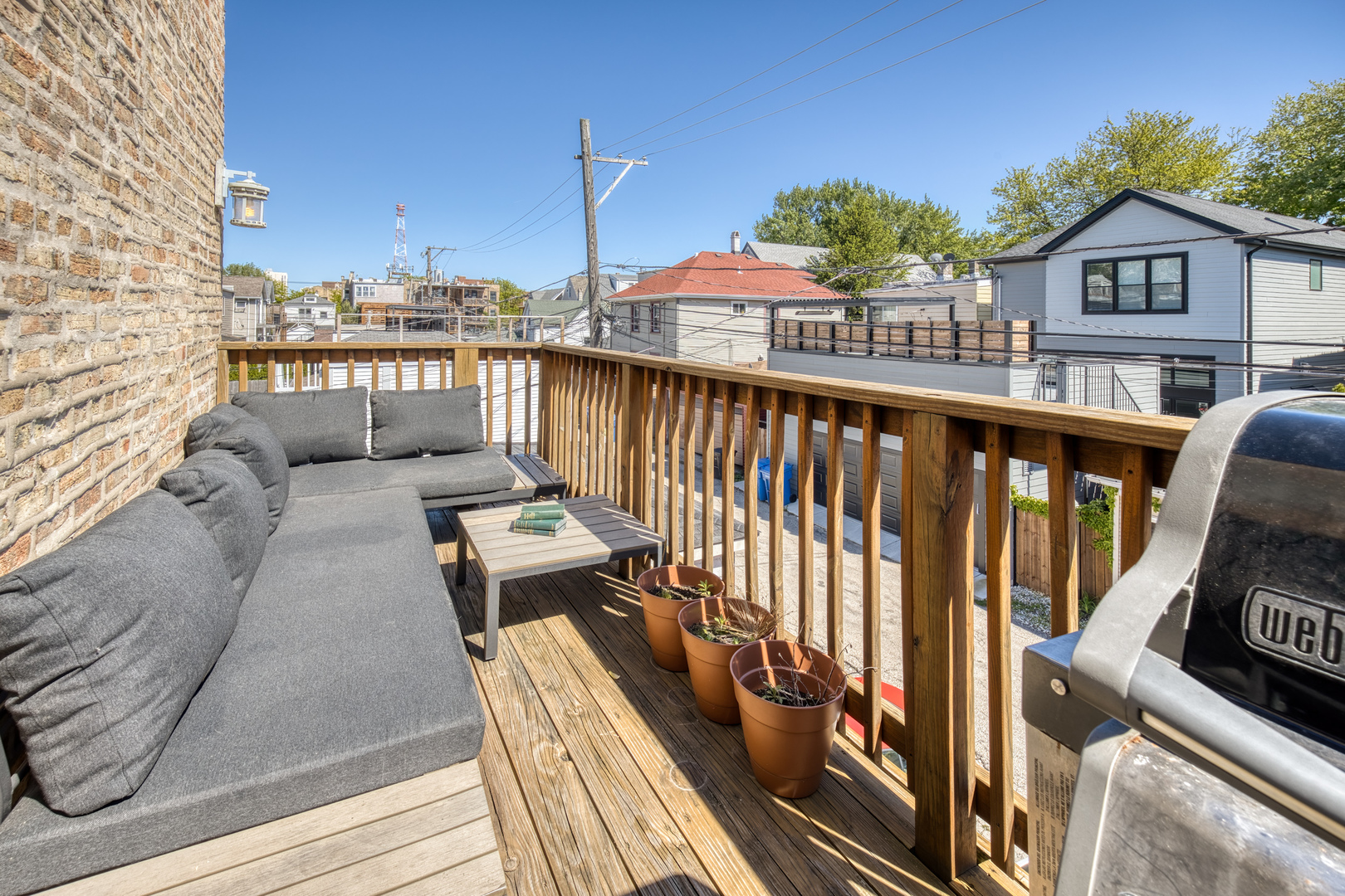 1639 West Winona Street Chicago IL 60640