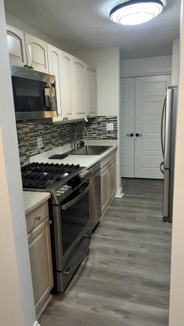 1227 South Old Wilke Road Arlington Heights IL 60005