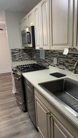 1227 South Old Wilke Road Arlington Heights IL 60005