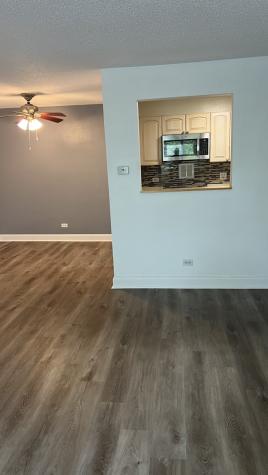1227 South Old Wilke Road Arlington Heights IL 60005