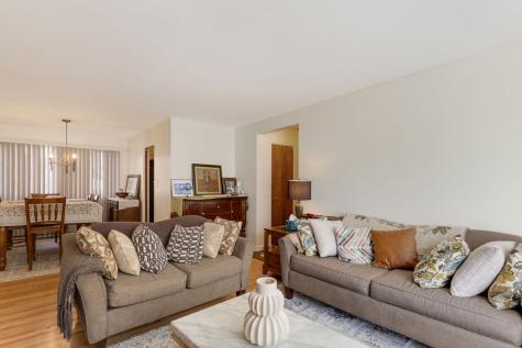 135 Ridge Avenue Evanston IL 60202